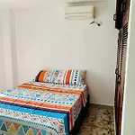 Apartment For 8, Near To The Beaches And Downtown