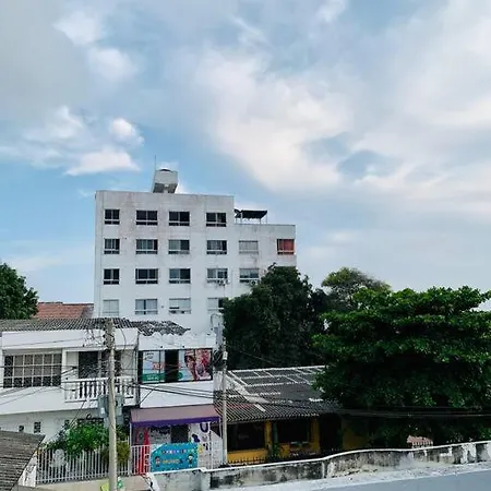 For 8, Near To The Beaches And Downtown Apartamento *