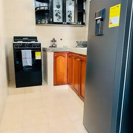 For 8, Near To The Beaches And Downtown Apartment *